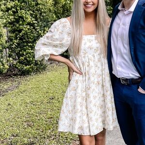 Storia White and Yellow Floral Puff Sleeve Mini Dress